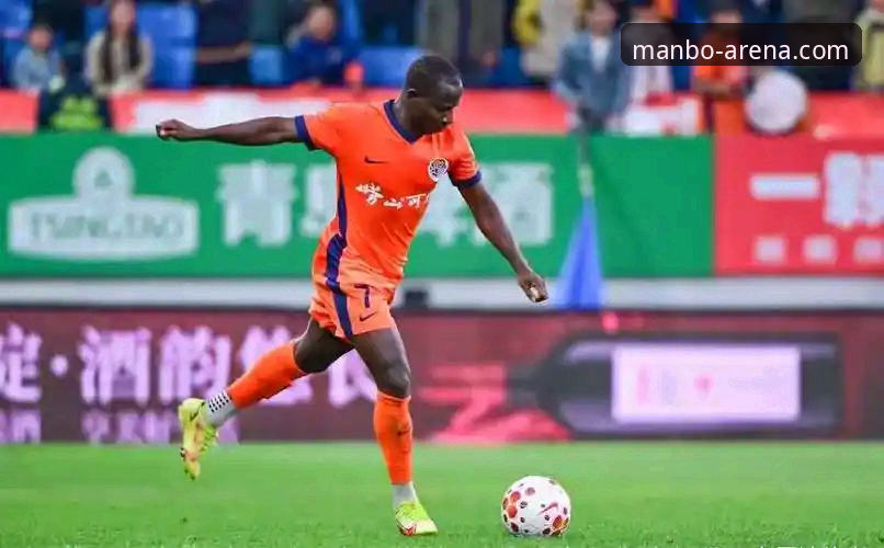 青岛海牛3-1爆冷击沉上海海港，13年苦等终迎复仇之夜——万博体育APP最新动态
